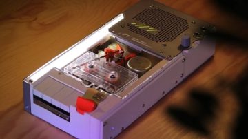 Müziği taammüden “bozuyor”: Spotify listelerini kasete kaydeden çılgın aygıt