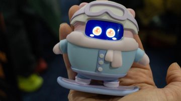 Tamagotchi geri dönüyor, üstelik robot olarak