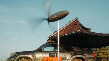 Telefonları 17 dakikada şarj edebilen taşınabilir rüzgar türbini tanıtıldı