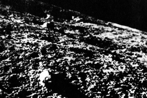 60 yıl evvel Ay üzerinde kaybolan Sovyet uzay aracının enkazı bulunmuş olabilir