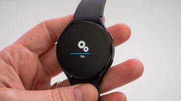 One UI 8 Watch güncellemesi Galaxy Watch 5 Pro’da pil yüzdesini kusurlu gösteriyor