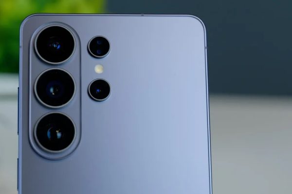 Samsung’dan geri adım: Galaxy S26 Ultra, “güçlü” alüminyum çerçeveyle geliyor!