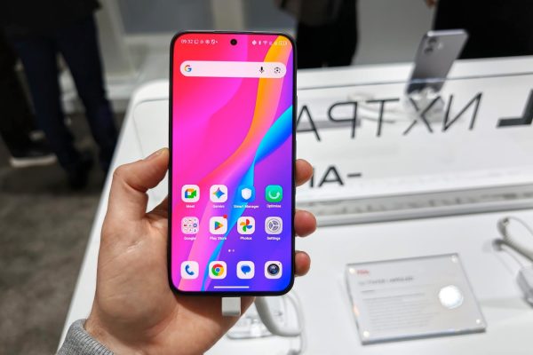 TCL’in göz dostu NXTPAPER ekranları artık AMOLED teknolojisini kullanıyor